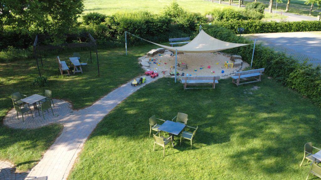 Spielbereich, Sandkasten, Spielplatz Café Austermann Warendorf